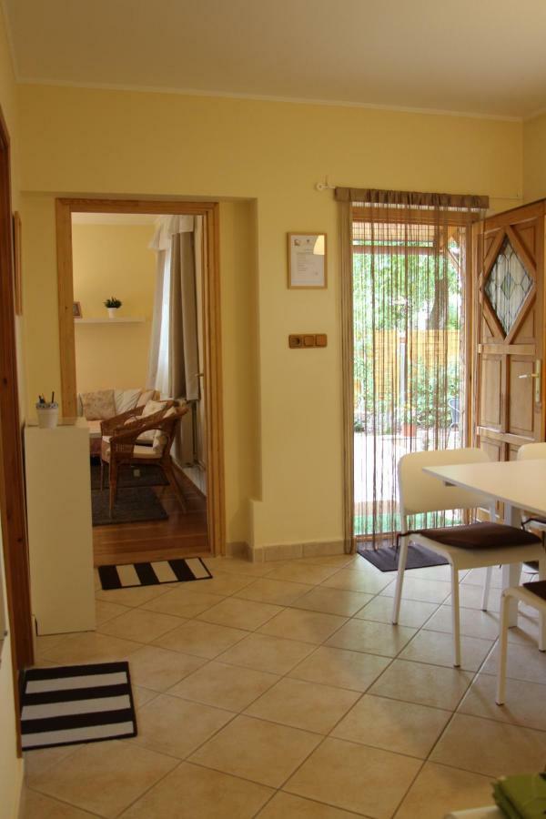 Platan Vendeghaz Apartment Csemo Exterior photo